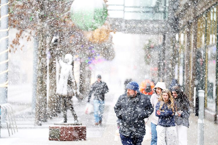 Storm brings blizzards, ice